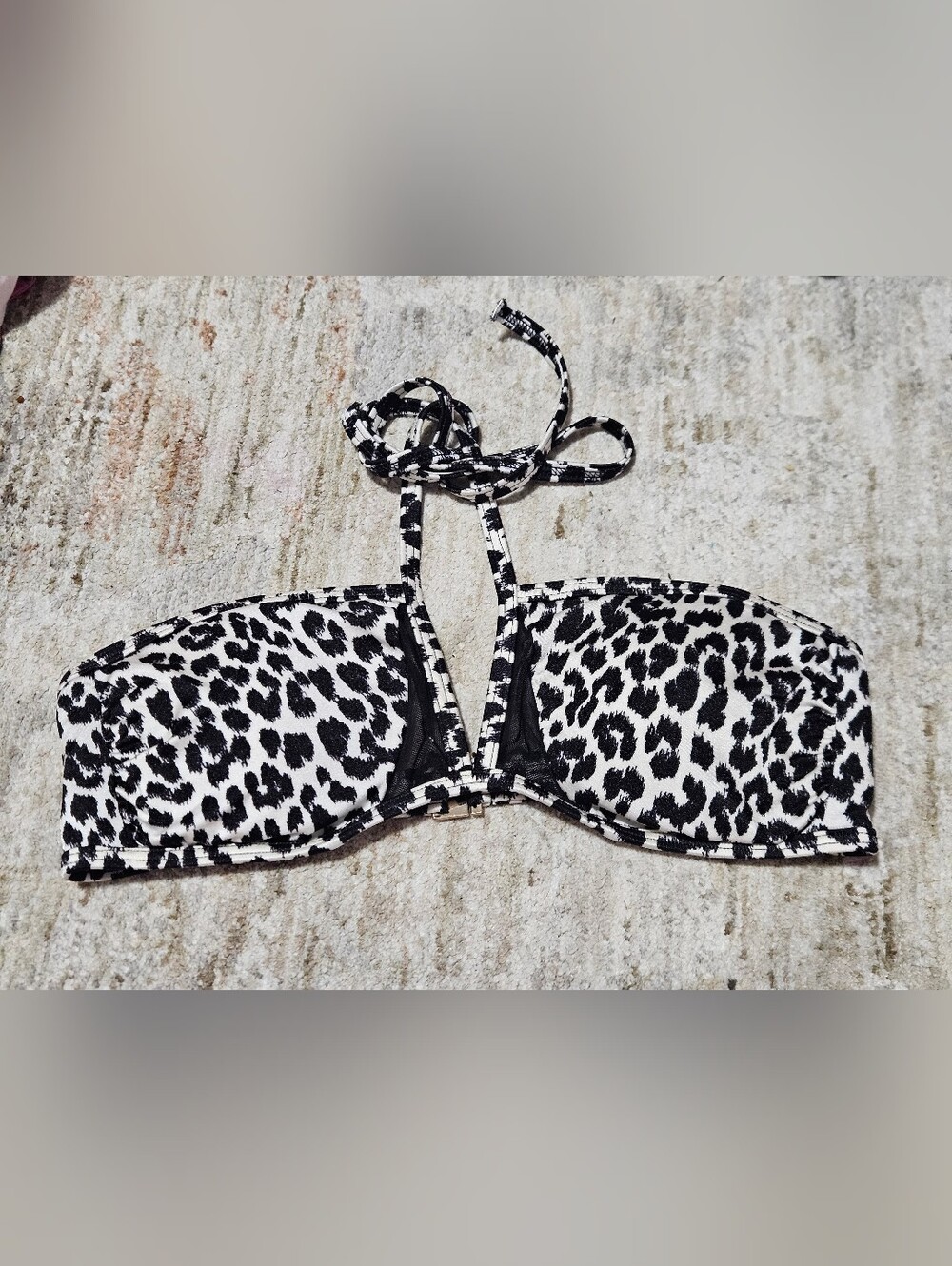 Victoria's Secret Leopard Print Bandeau Bikini Top -Black & White Women's Size M